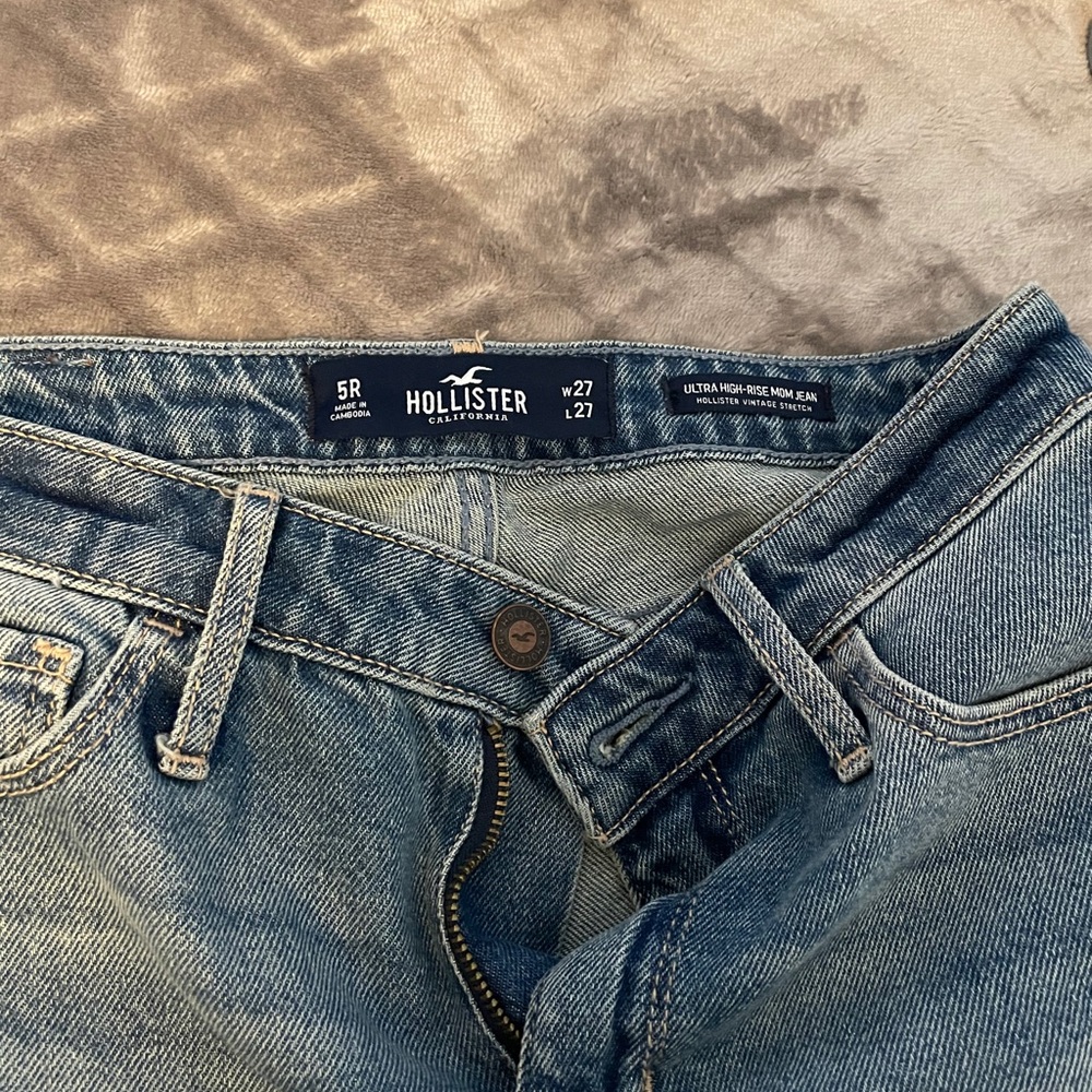 never worn hollister mom jeans